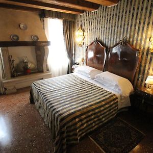 Camera deluxe con letto king size